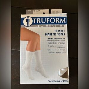 TRUFORM Diabetic Socks White Mild Medium One Pair for Men & Women
